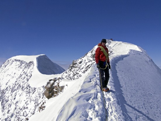 Kurz unter dem Ostgipfel des Piz Palü